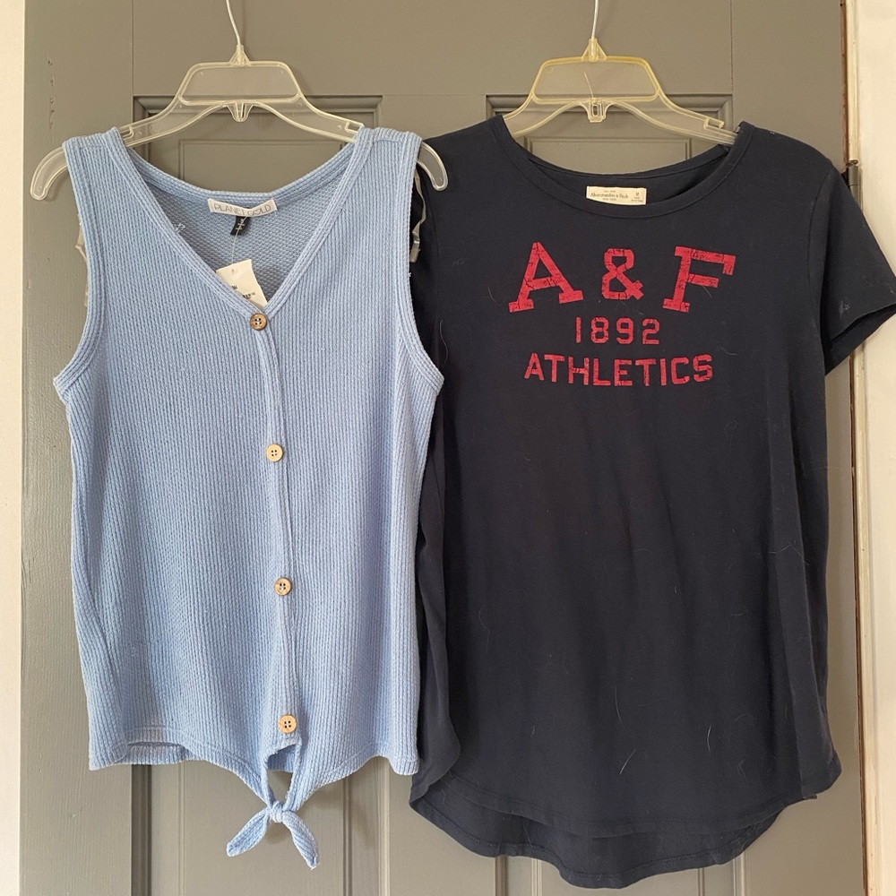 Abercrombie & Fitch short sleeve shirt and Planet Gold tank top